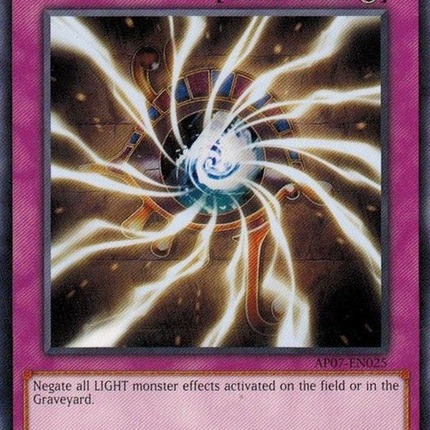 Light-Imprisoning Mirror [AP07-EN025] Common